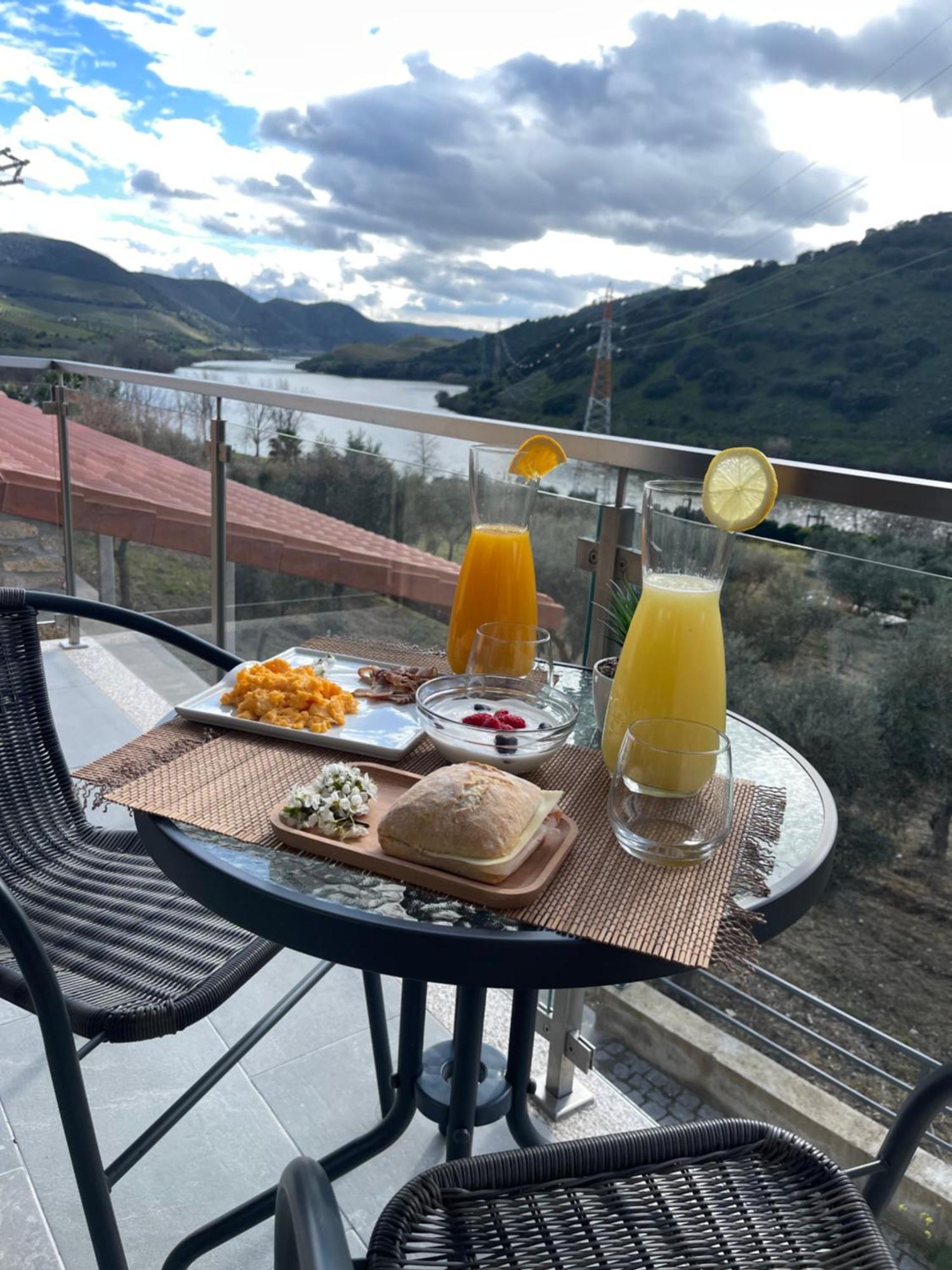 Вилла Douro Visit House Торри-ди-Монкорву Экстерьер фото